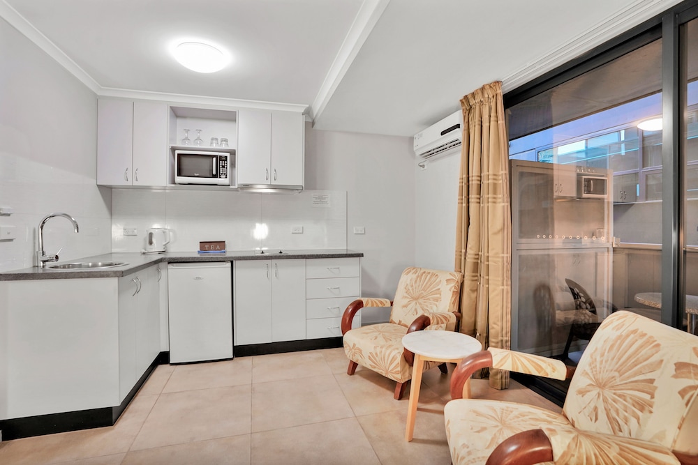 Queen Suite photo 2