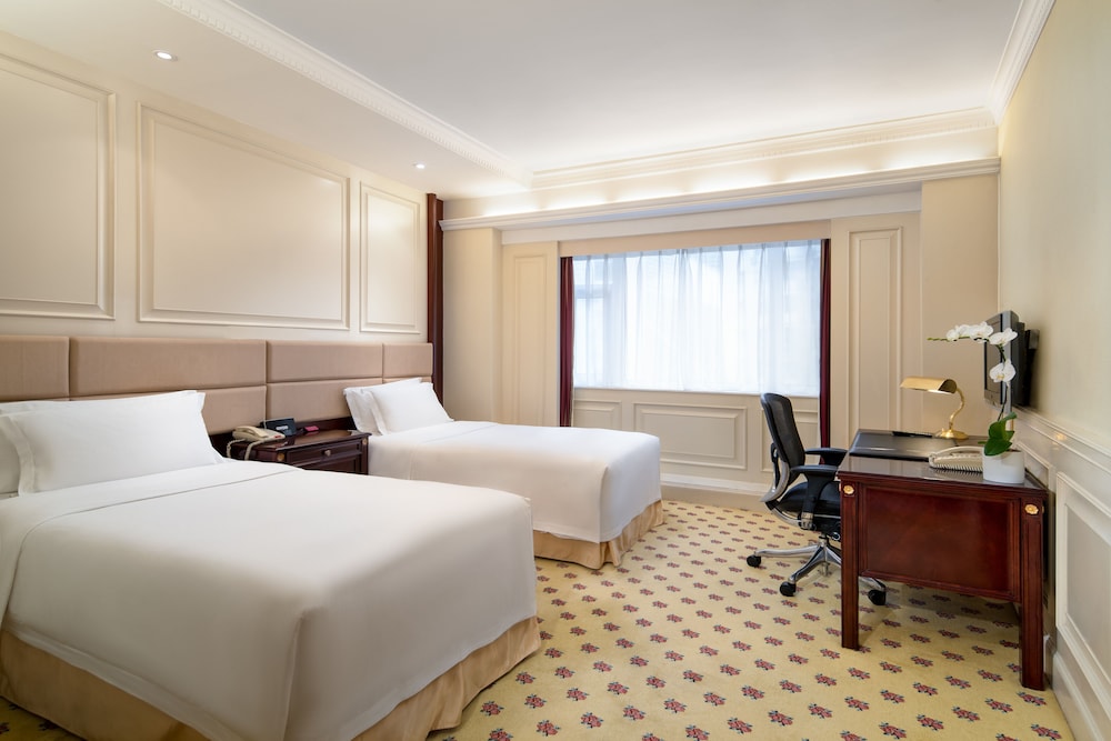 Standard Room, 2 Twin Beds - Photo 4