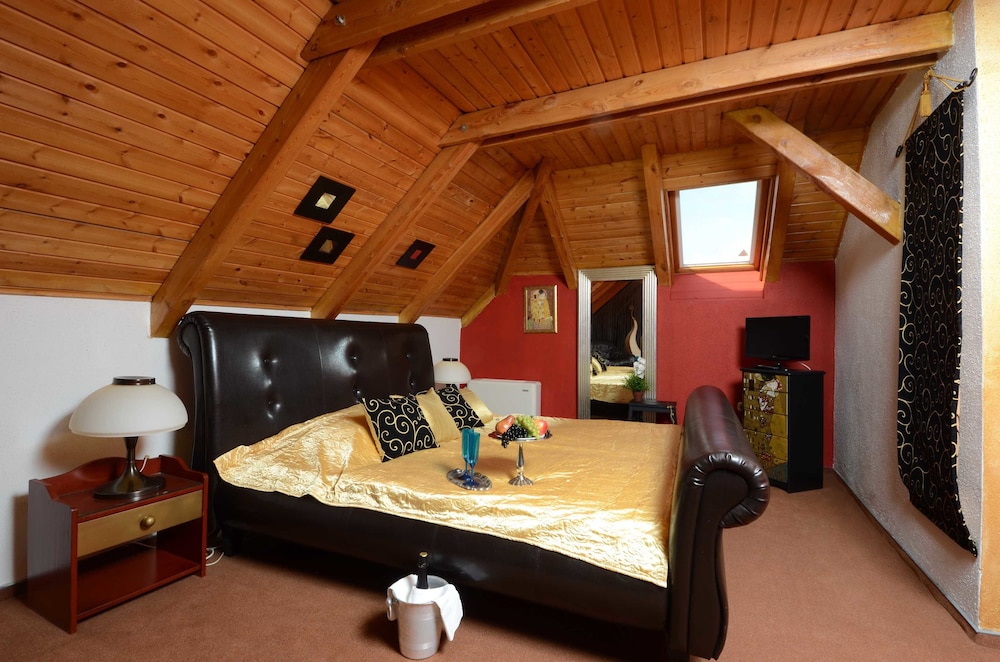Family Suite - Photo 2