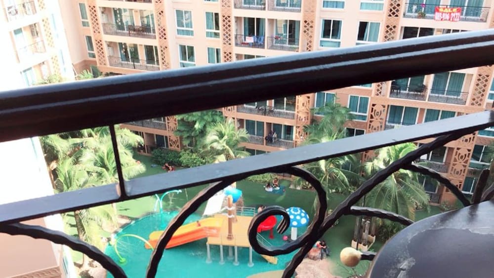 Deluxe Condo, 1 Bedroom, Pool View, Tower photo 2