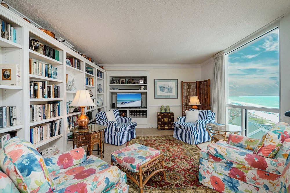 Condo, Multiple Beds, Balcony, Ocean View (Elegant Escape at Shoreline Towers)