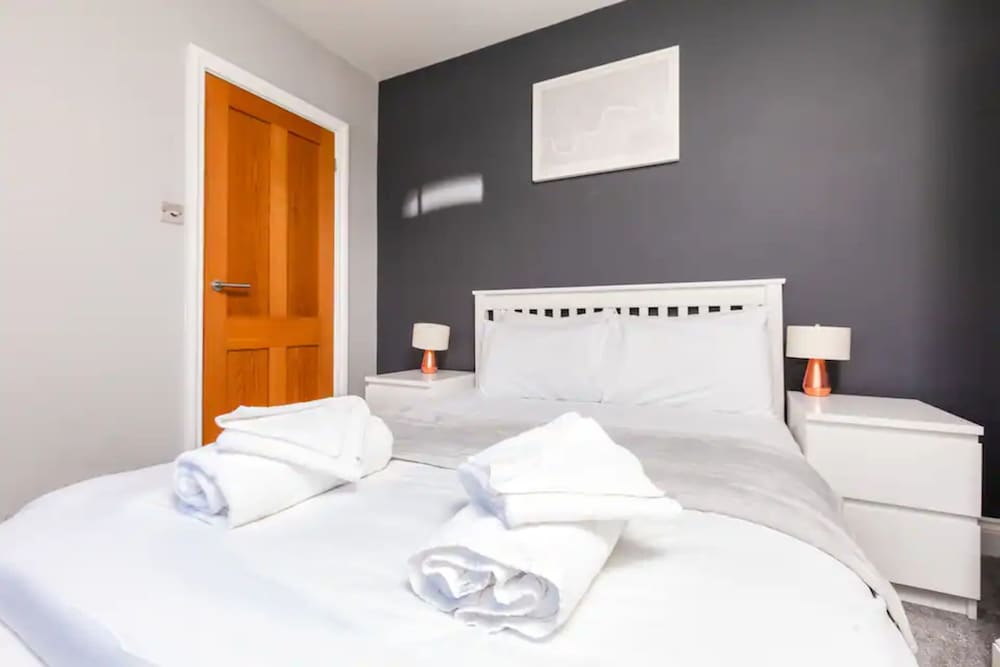 Apartment (2 Bedrooms)