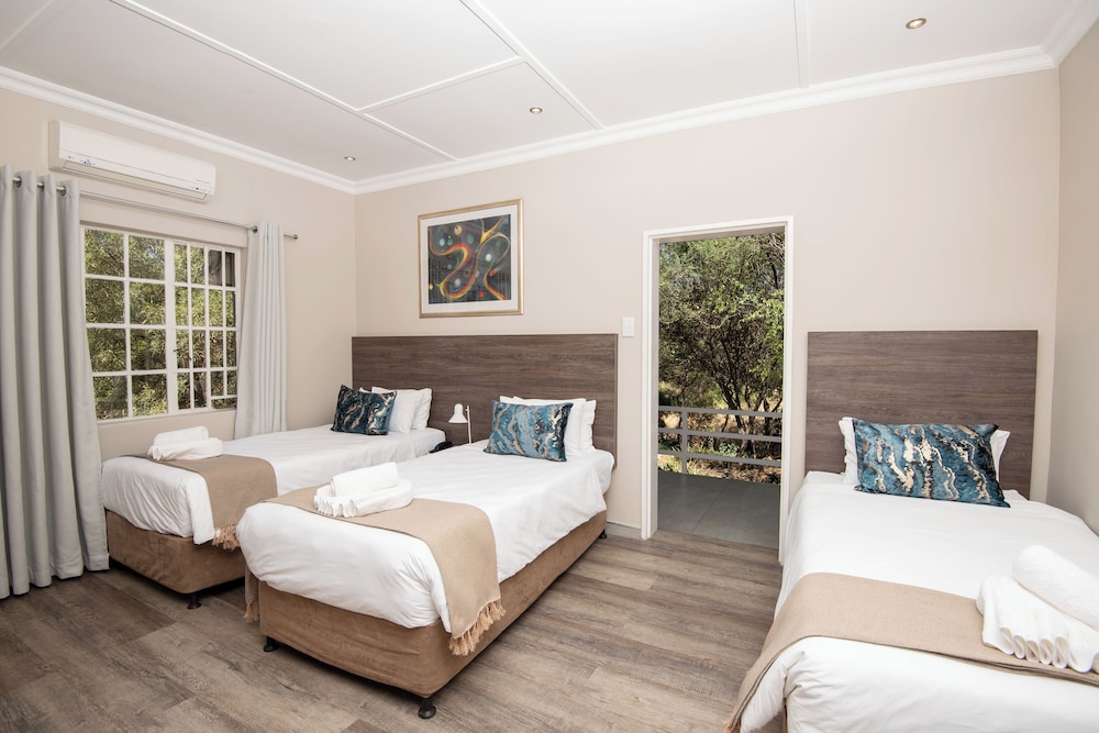 Standard Chalet, Kitchenette, Garden Area