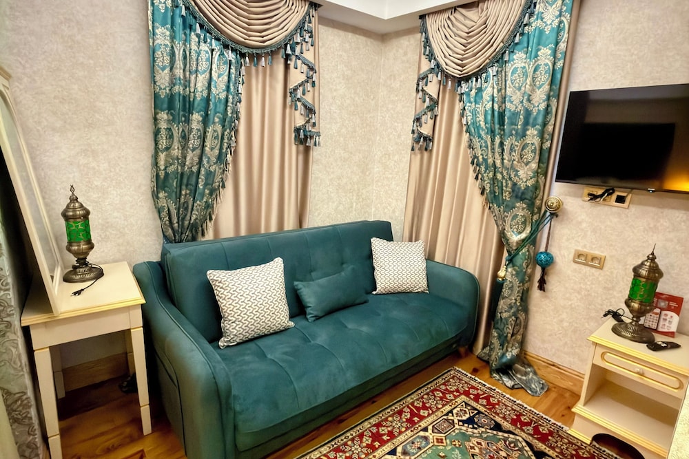 Junior Room
