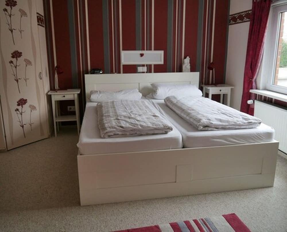 Apartment, 2 Bedrooms (2-4 Adults) photo 1