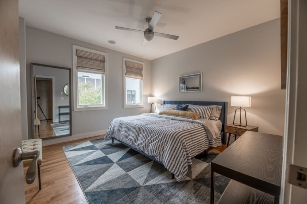 Luxury Condo photo 1