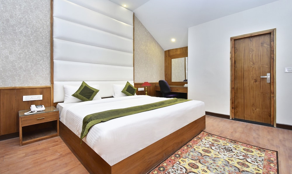 Premium Room, 1 King Bed