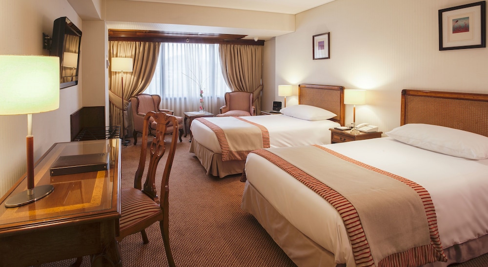 Standard Twin Room - Photo 1
