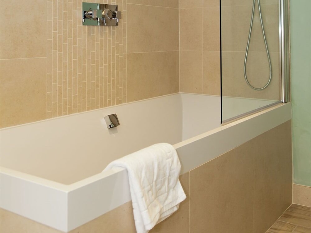Luxury Double Room, Ensuite, Garden View (Super King) photo 3