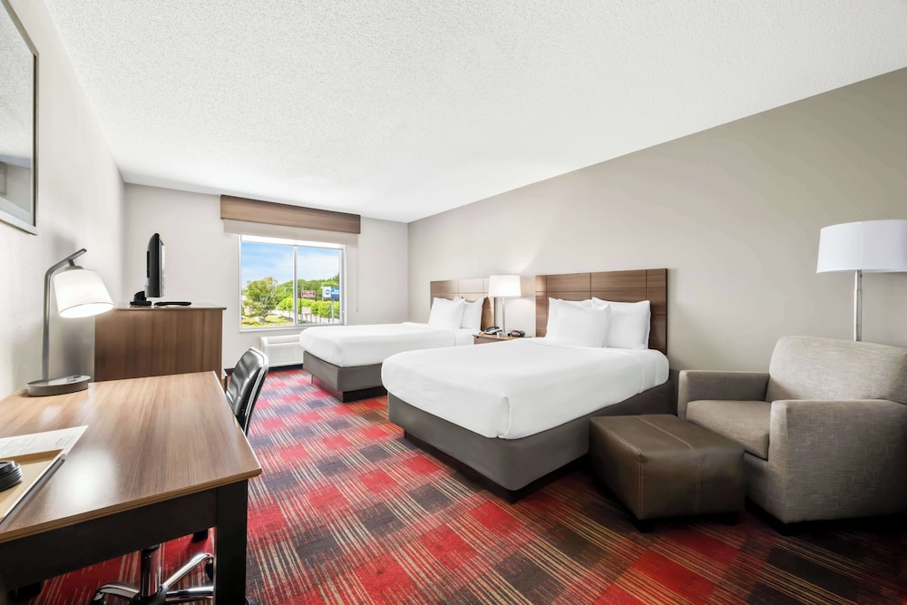 Standard Room, 2 Double Beds, Non Smoking, Refrigerator & Microwave (Larger Room)