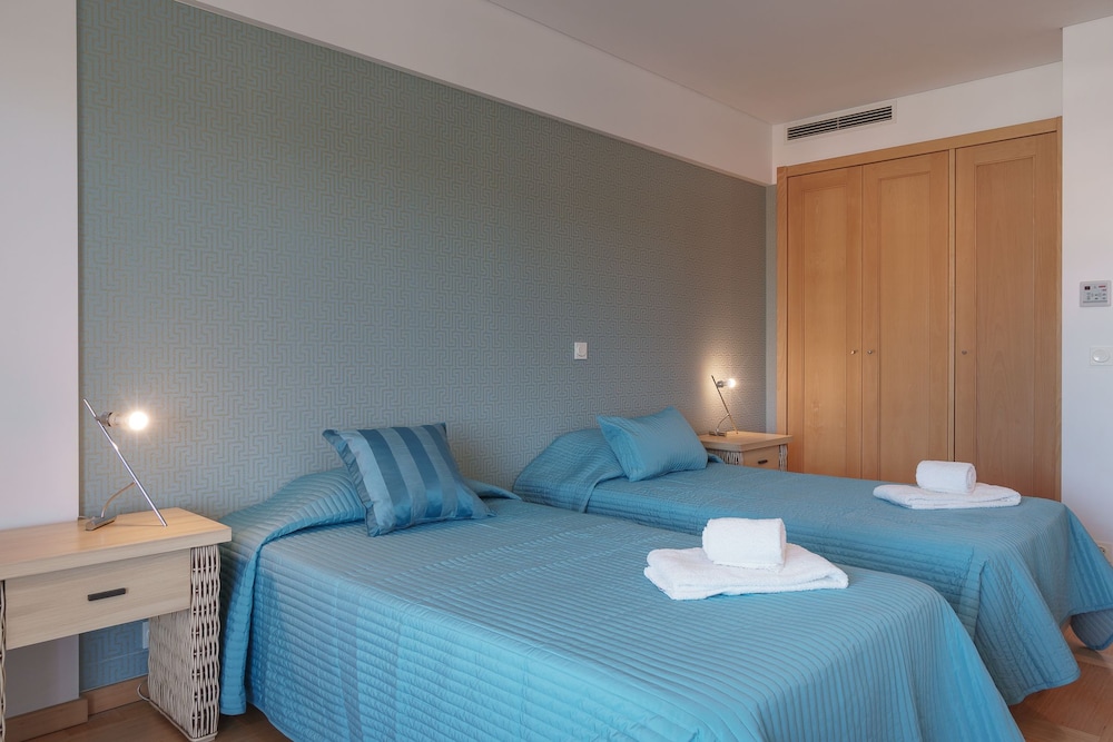 Apartment, 3 Bedrooms, Balcony