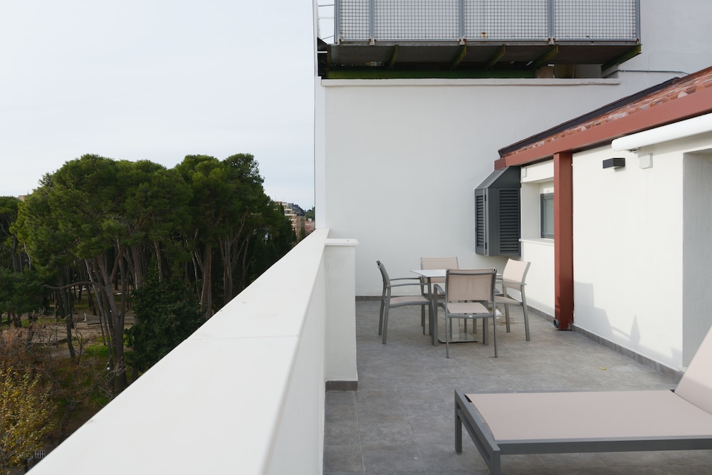 Superior Double Room - Photo 8