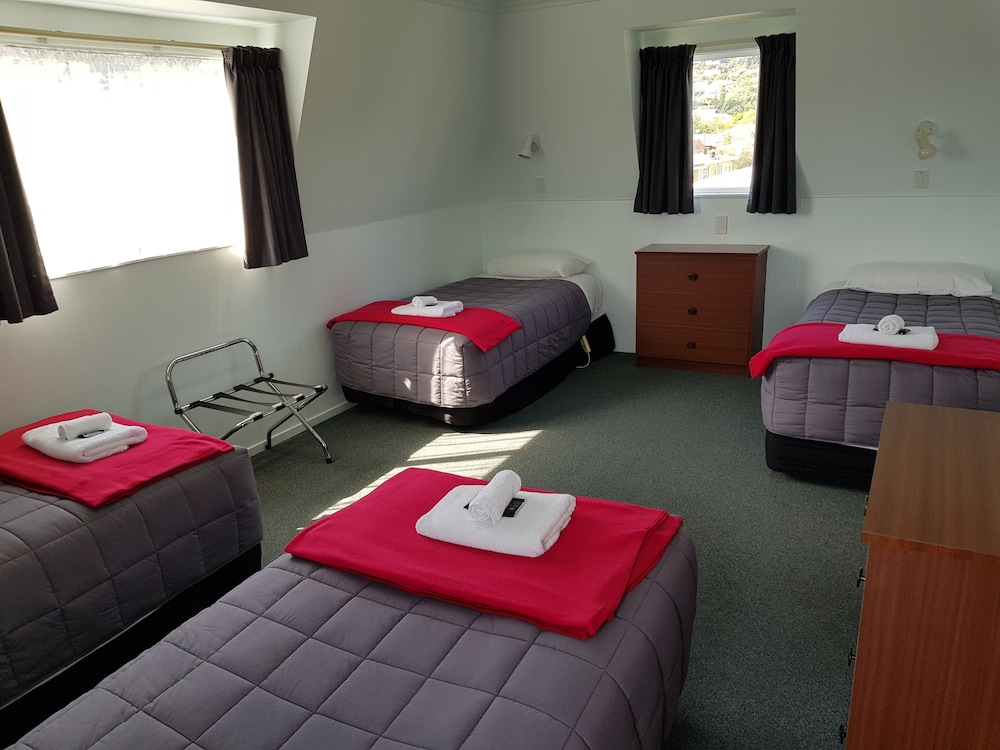 One Bedroom, Upstairs photo 2