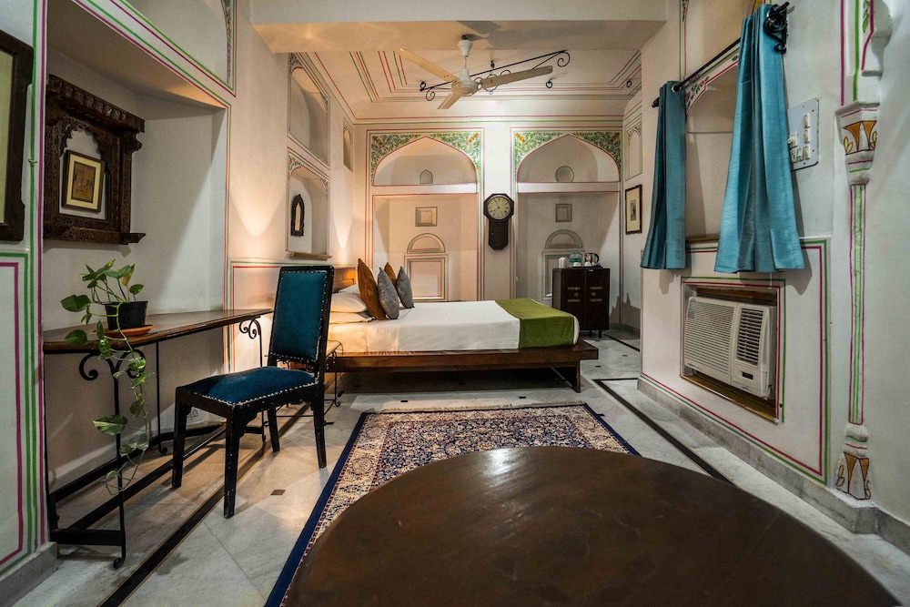 Heritage Deluxe Room photo 1