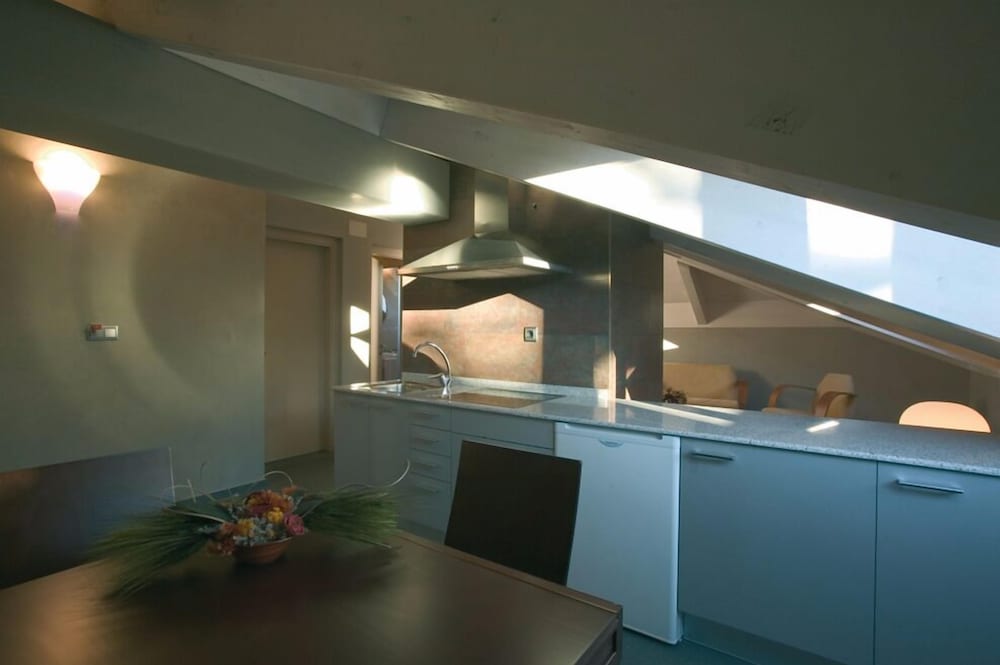 Apartment photo 2