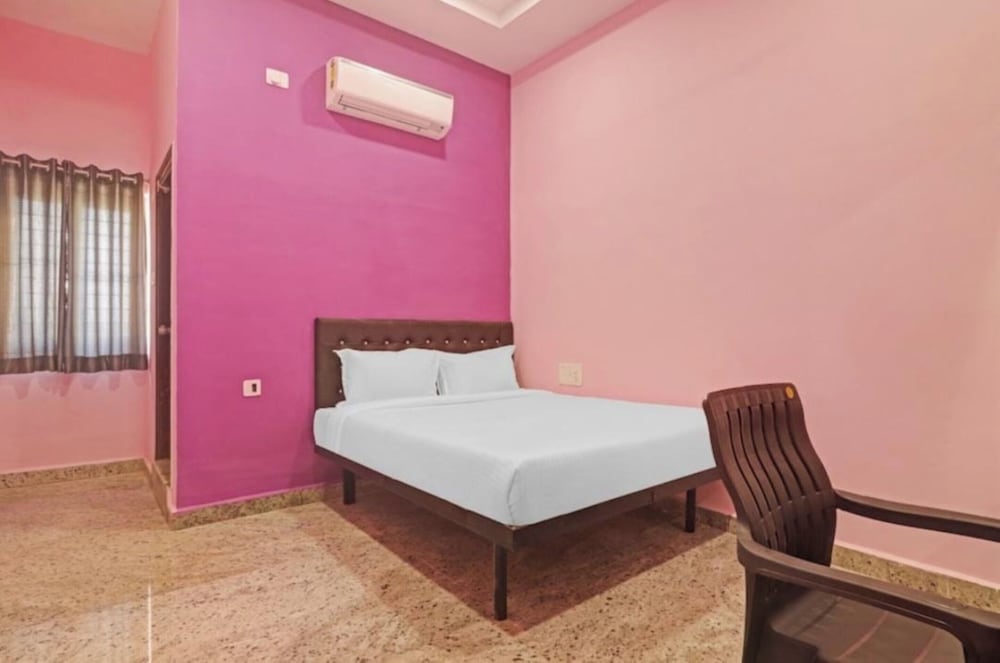 Deluxe Double Room, City View photo 3