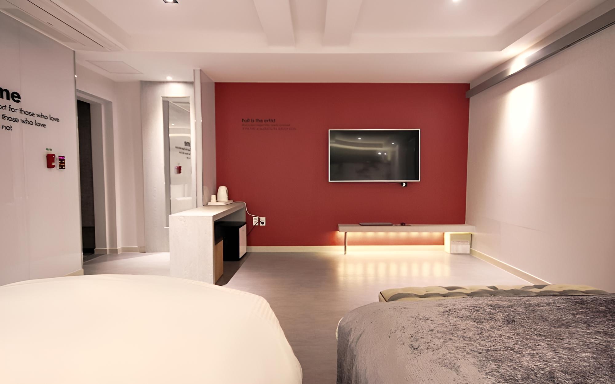 Room (Royal Suite) photo 1