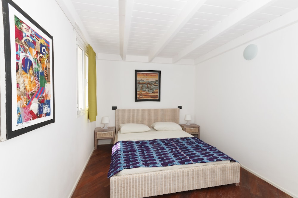 Apartment, 2 Bedrooms, City View photo 2