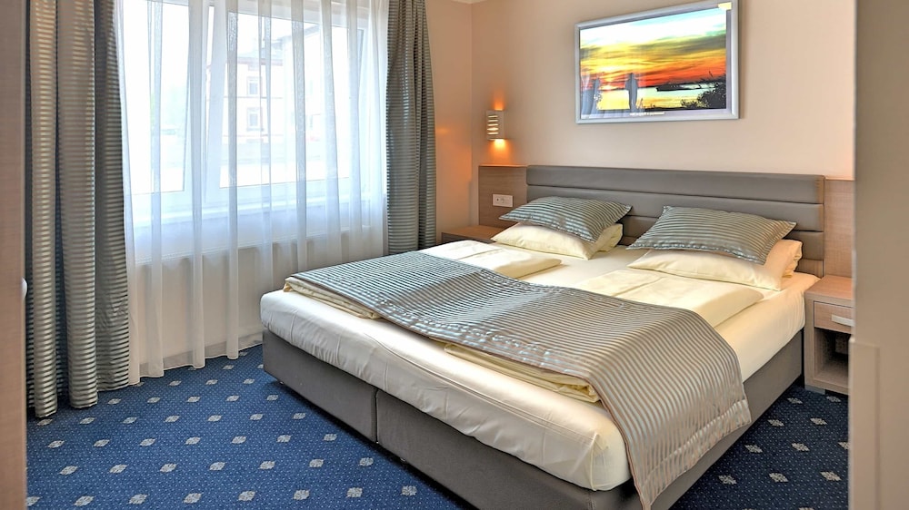 Double Room French
