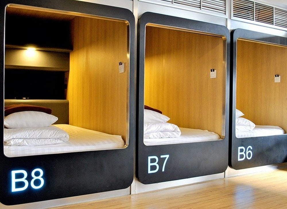 Private Capsule Female Dormitory photo 2
