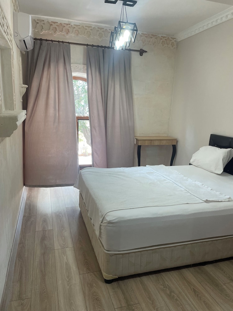 Standard Double Room Single Use photo 1