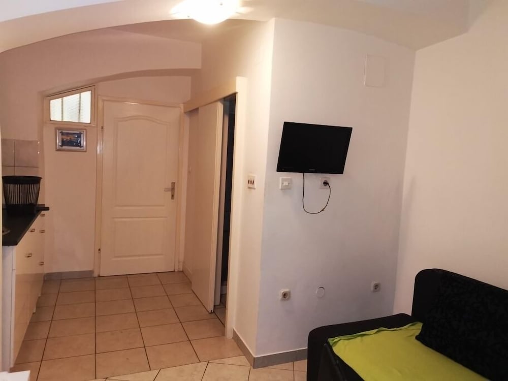 Apartment, 1 Bedroom - Photo 5