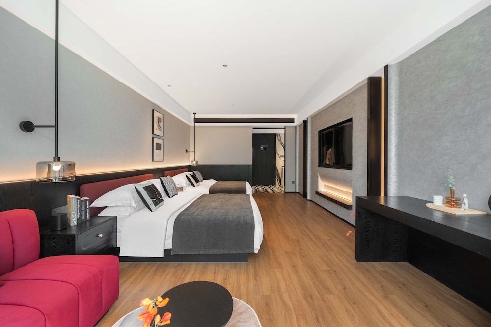Comfort Twin Room, Courtyard View