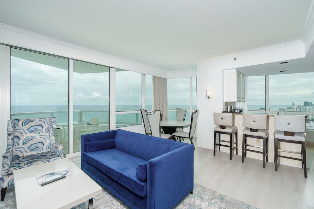 Tresor Ocean Front One Bedroom