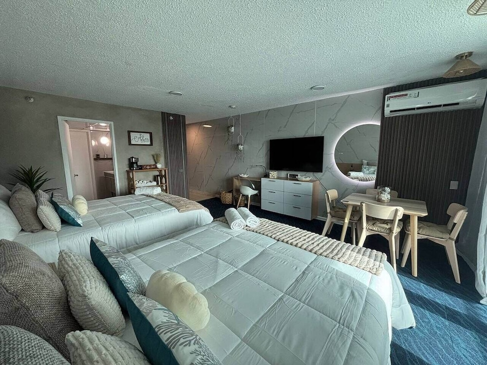 City Apartment, 1 Bedroom, Garden View
