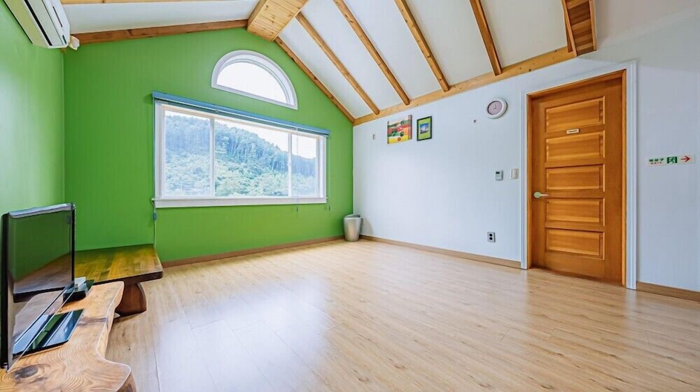 Room (Deul Kkoch) - Photo 5