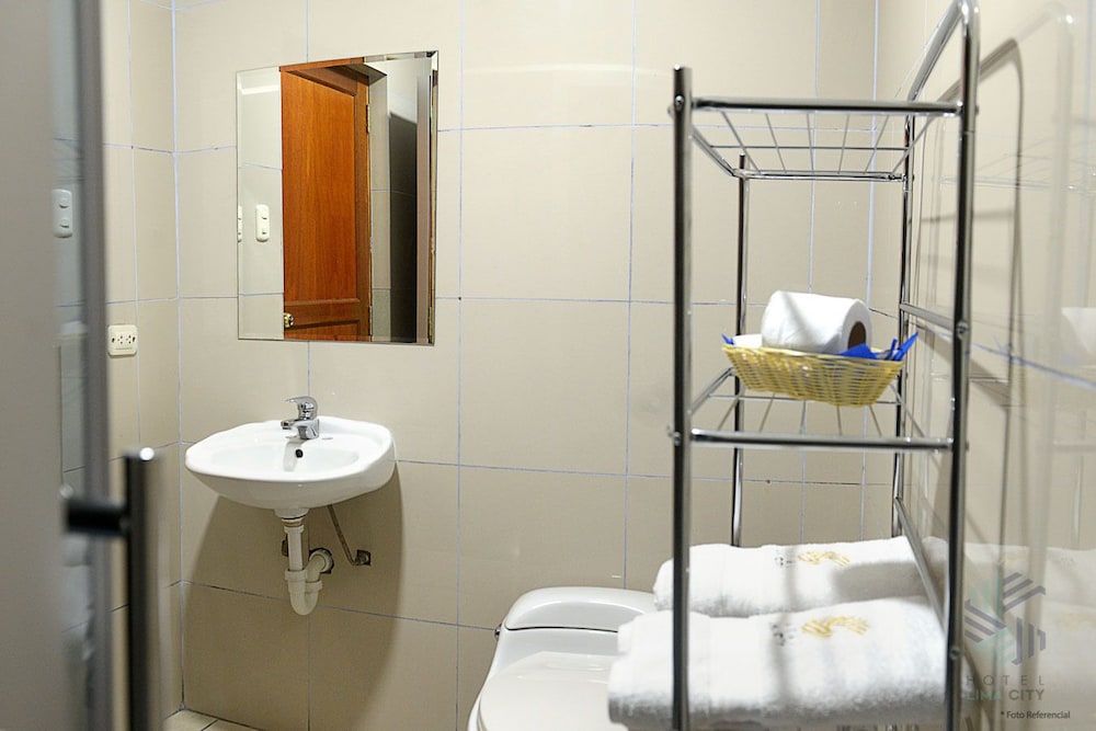 Standard Room, 1 Double Bed photo 3