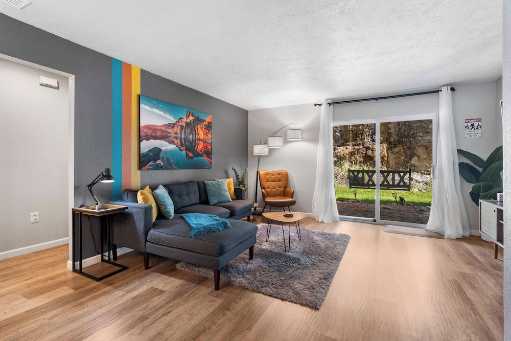 Condo, Multiple Beds, Patio, Garden View (Bigfoots' Bluff Retreat)