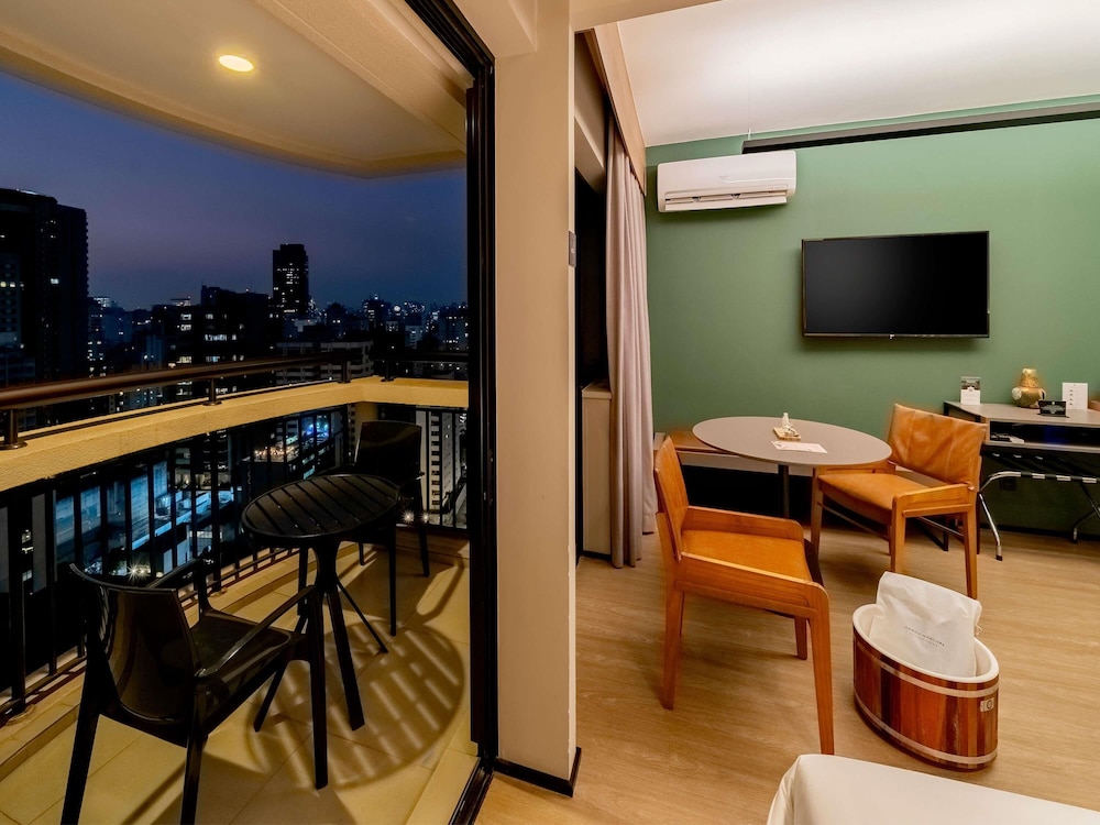 Executive Room (City Lights) - Photo 9