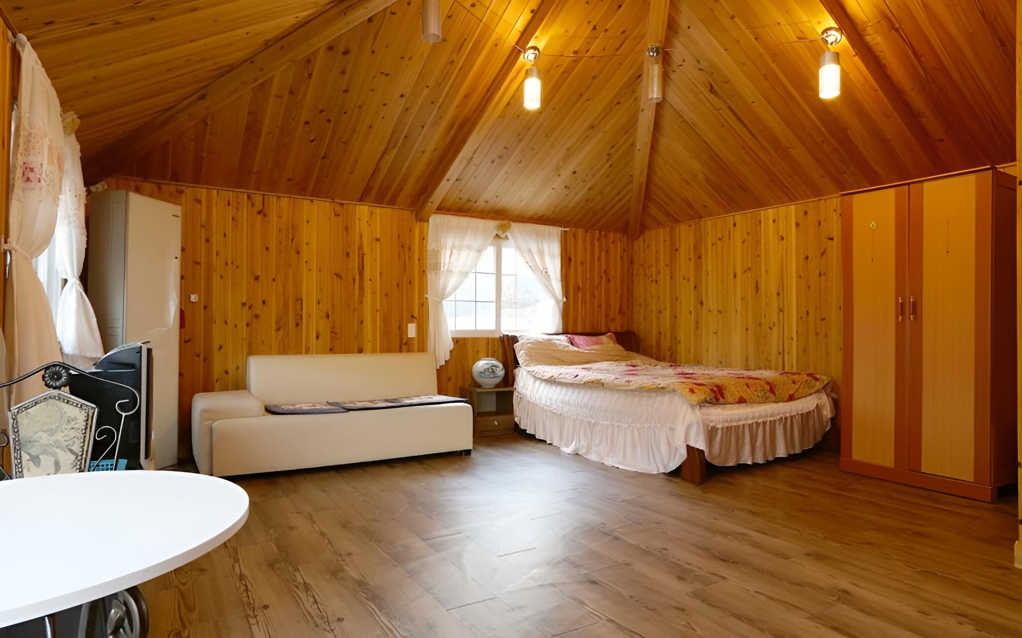 Room (Blueberries) - Photo 3
