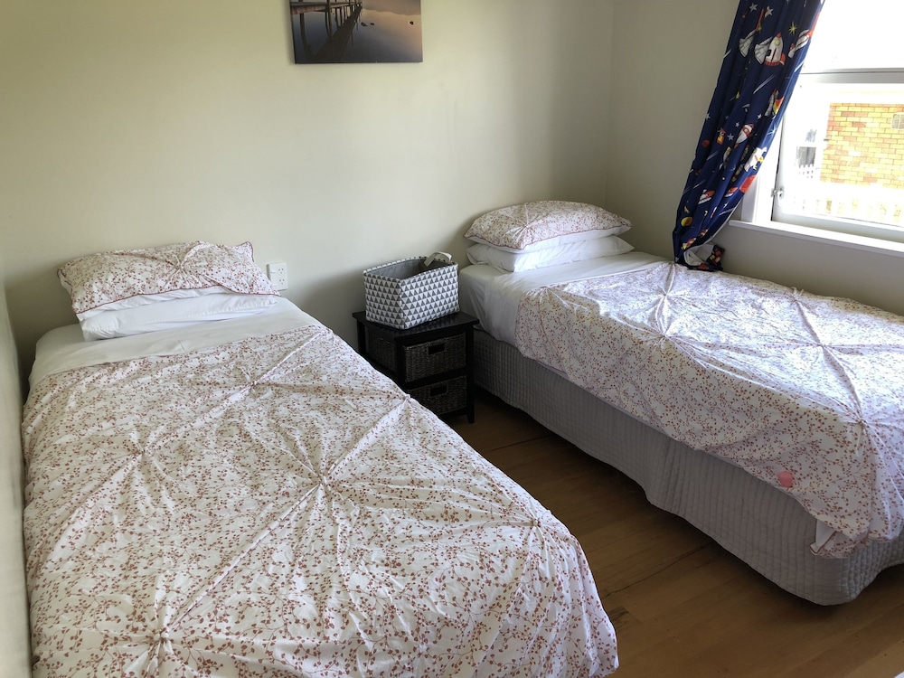 Whole Lodge (5 Bedrooms)