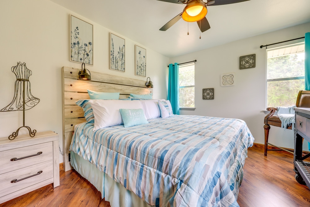 House (2 Bedrooms) photo 3