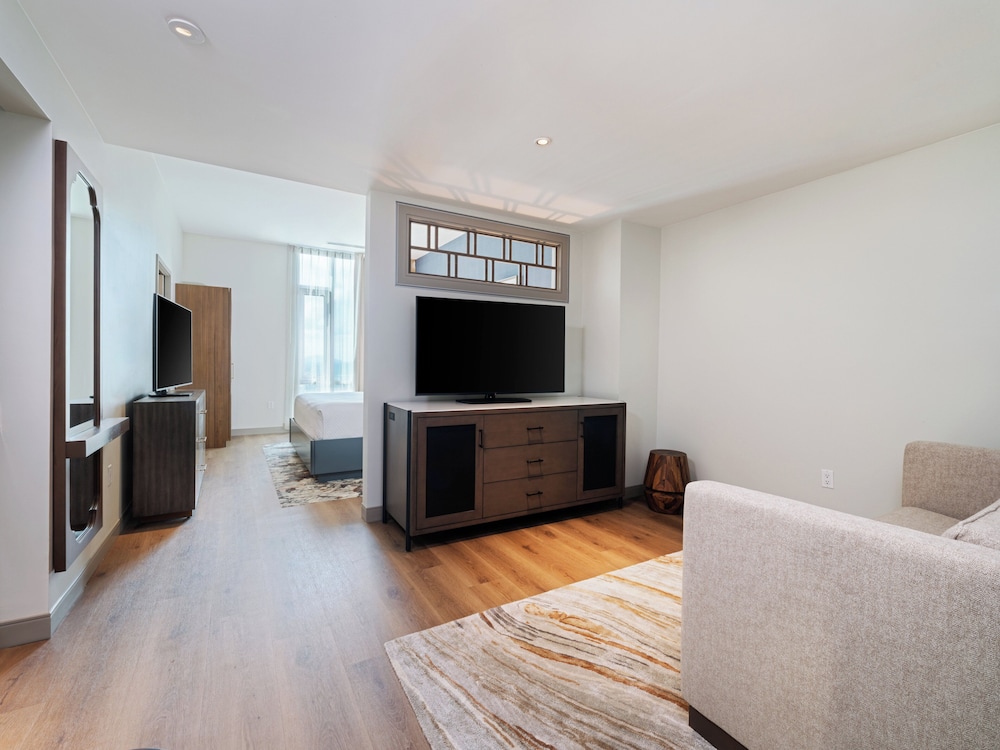 Suite, 1 King Bed, Hearing Accessible - Photo 2