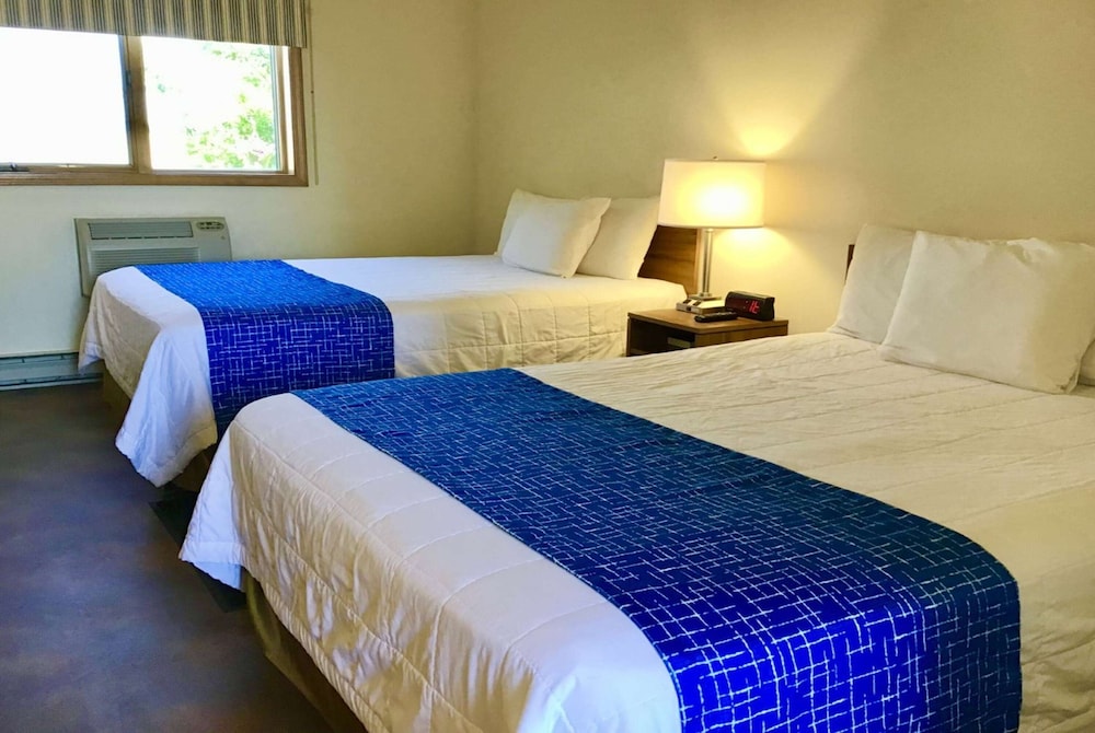 Suite, 2 Queen Beds, Non Smoking (1 Room) photo 3