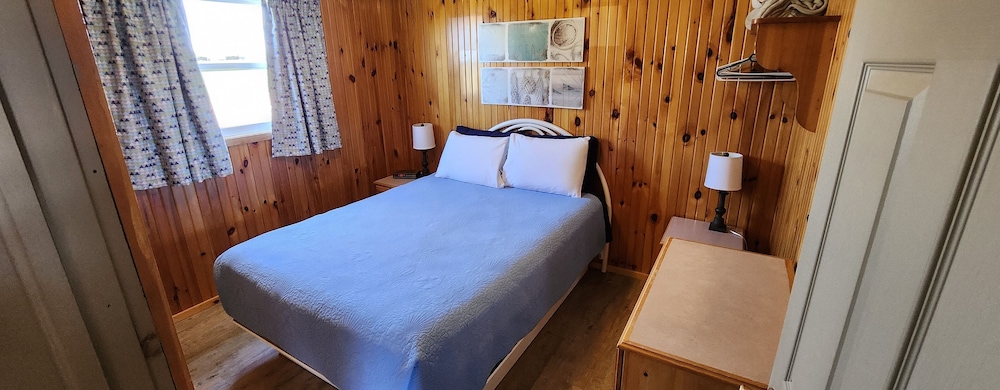 Deluxe Cottage photo 1