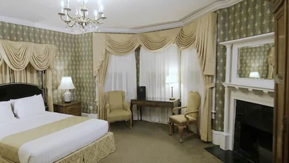 Premium Queen Room - Photo 1