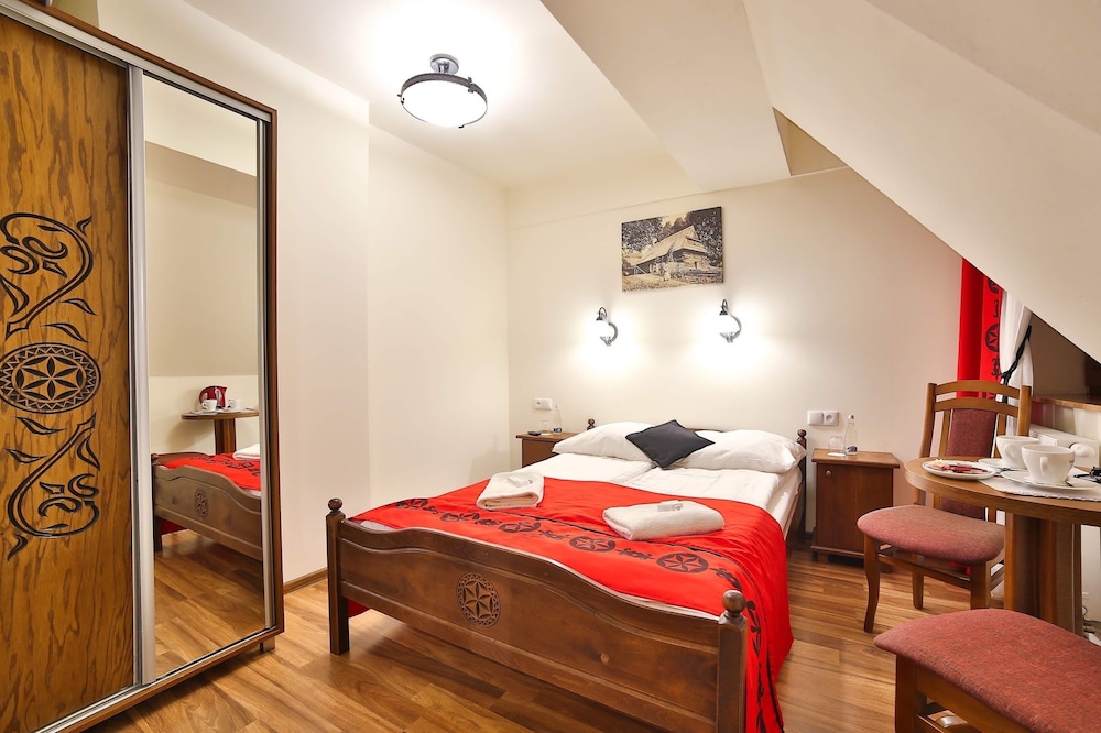 Classic Double Room - Photo 1