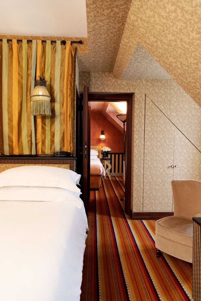 Deluxe Room, Air conditioning (Possibilité de lits twin sur demande) thumbnail 5