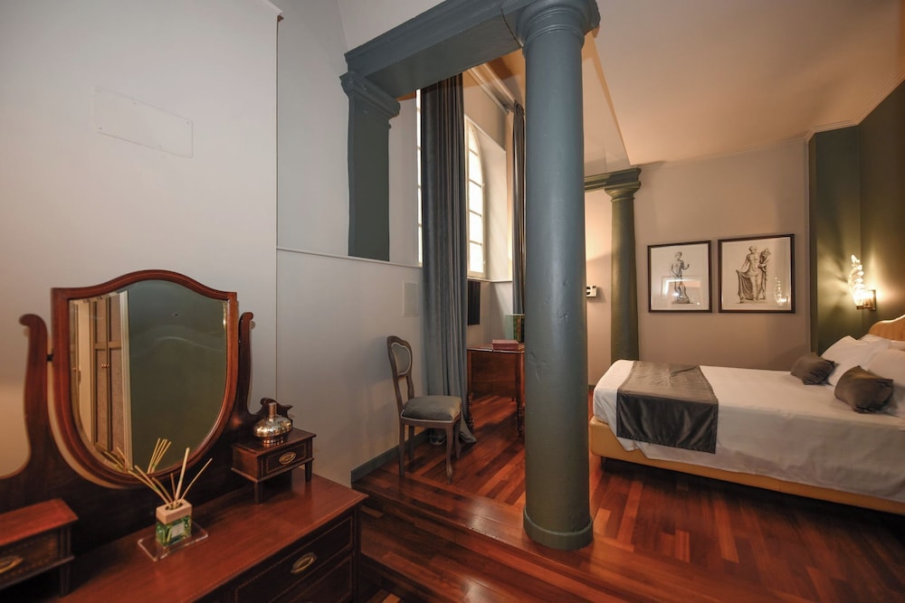 Superior Room - Photo 7