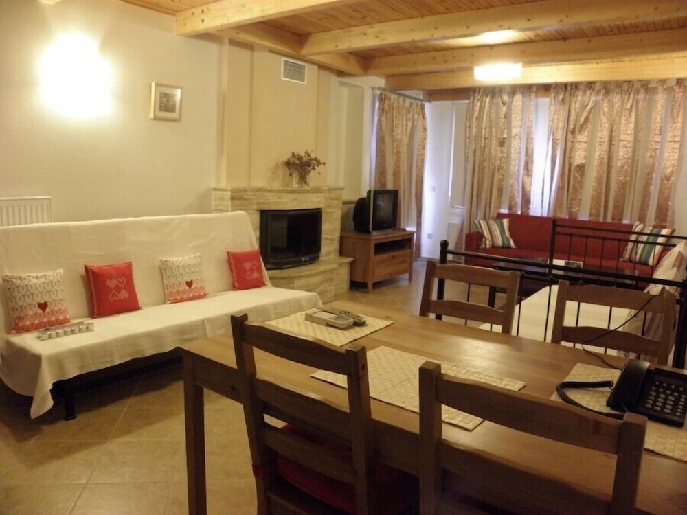 Standard Apartment (Triple) photo 1