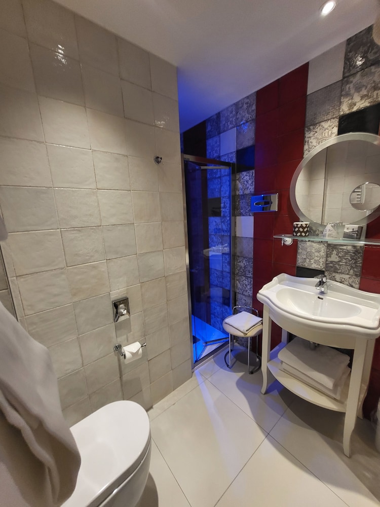 Classic Triple Room photo 3