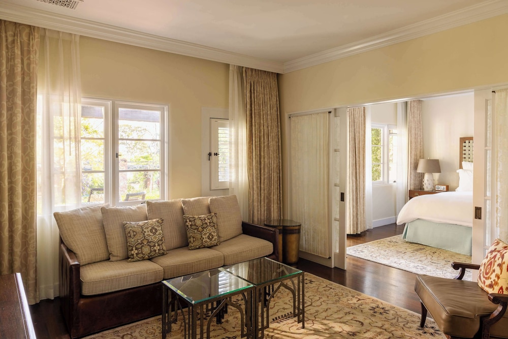 Suite, 1 King Bed With Sofa Bed, Terrace