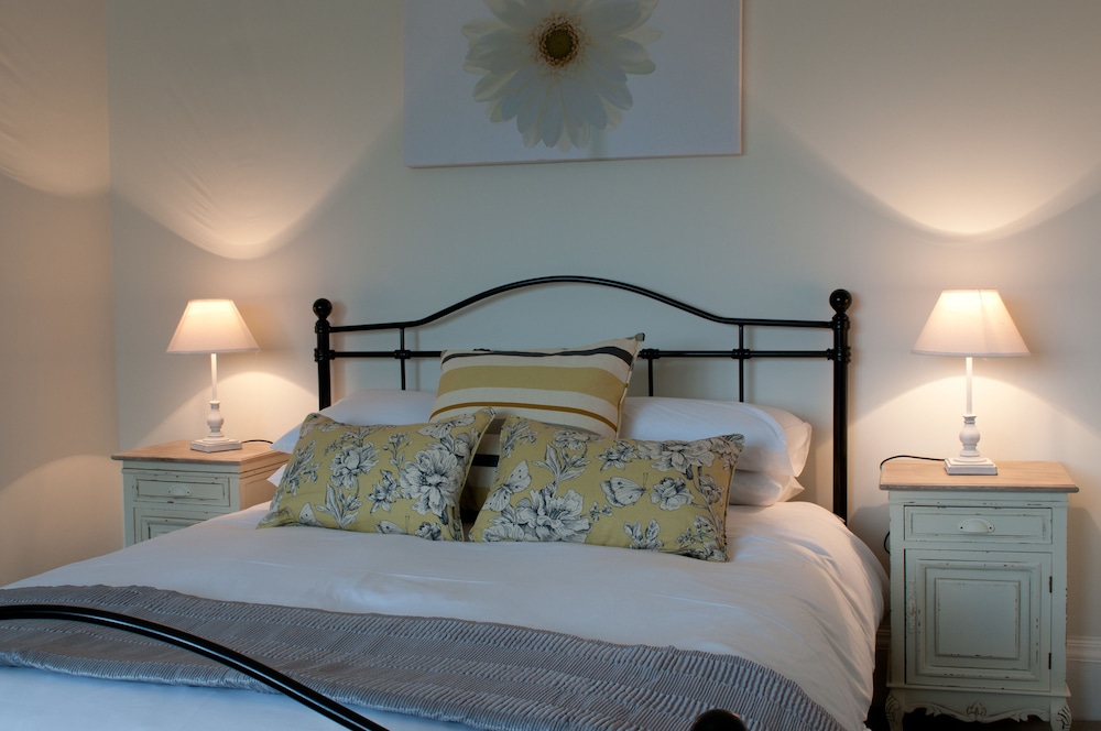 Luxury Family Suite, 2 Bedrooms, Garden View photo 2