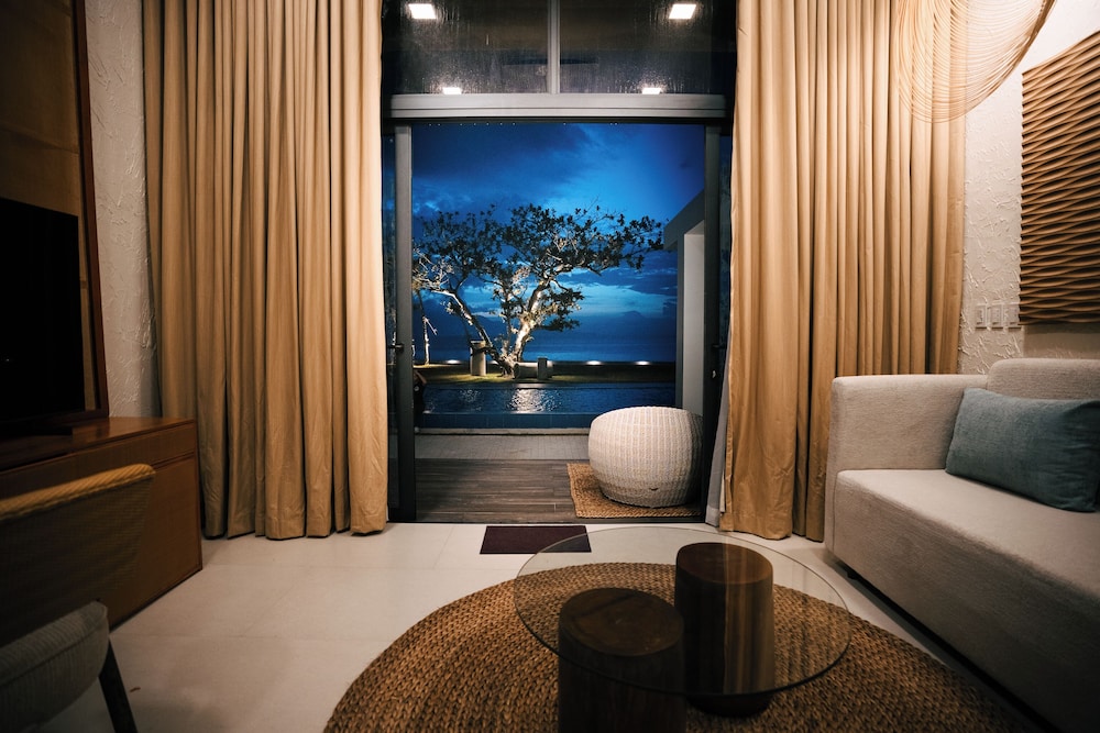 Double or Twin Room, Beach View