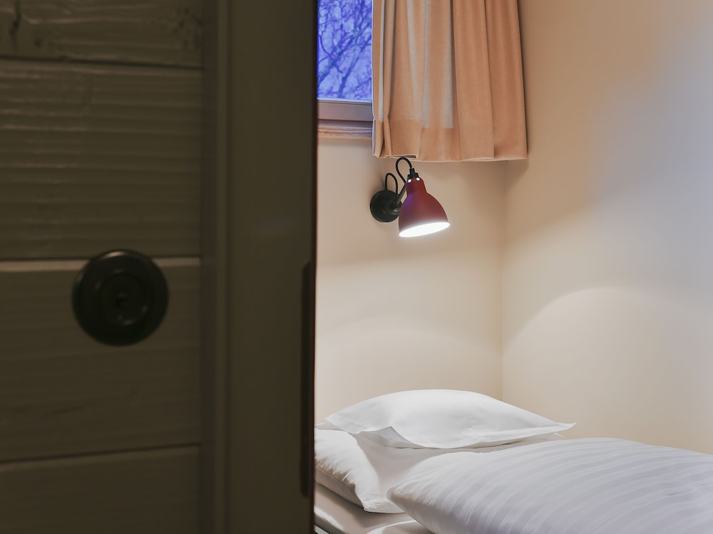 Classic Single Room