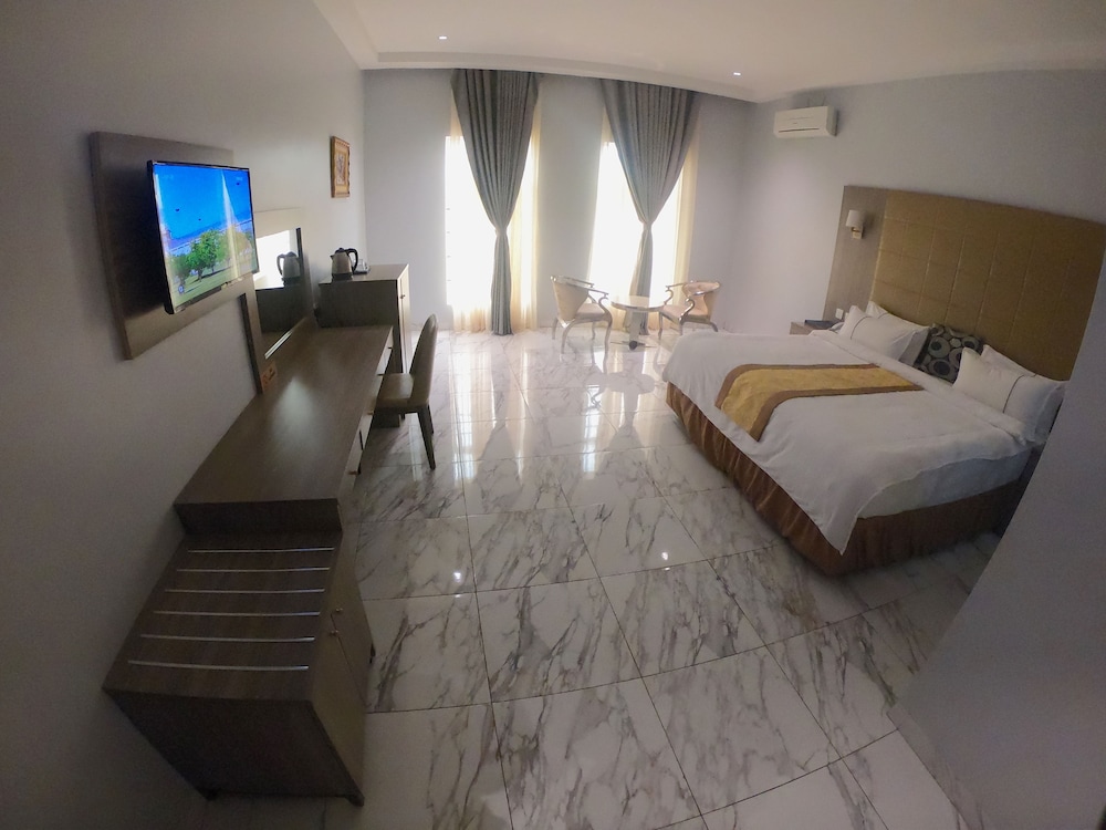 Executive Delux Room, City View photo 2